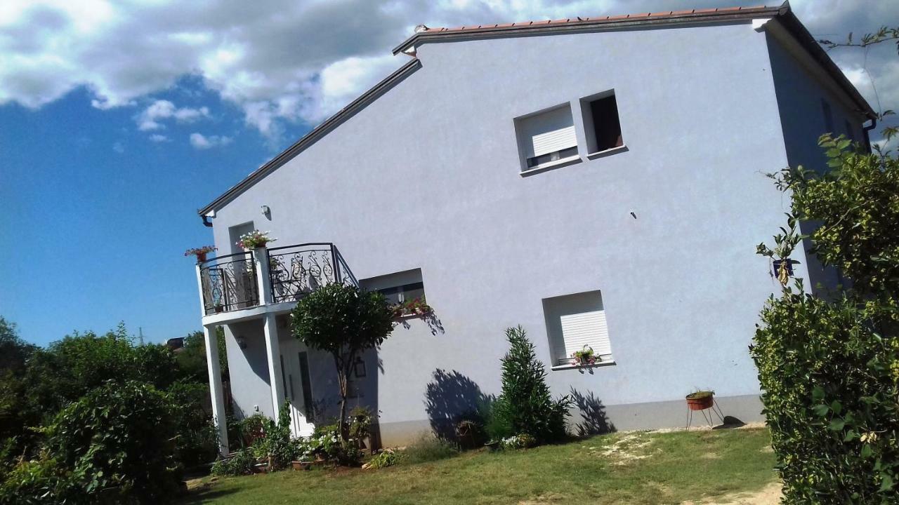 Apartment Lavander 01 Pula Exterior foto
